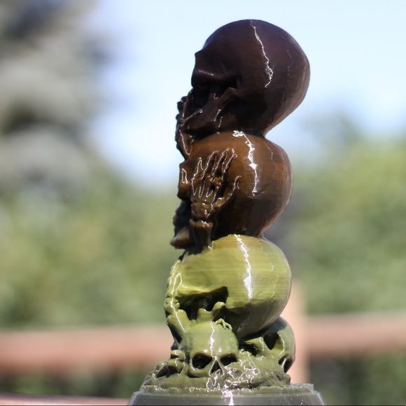 Skull statue - Picture 13 of 16